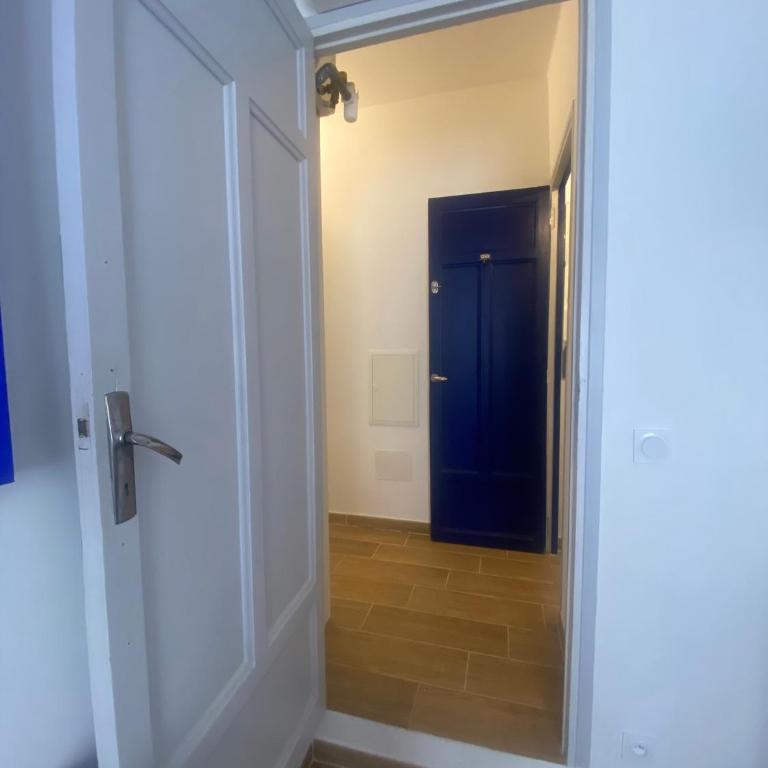 Studio neuf et lumineux - Ajaccio centre - Place Miot/Albert 1er - Appartement 1 Chambre - 26