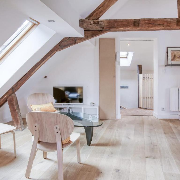 Là-Haut - Wifi - Centre-ville - Apartment - 3