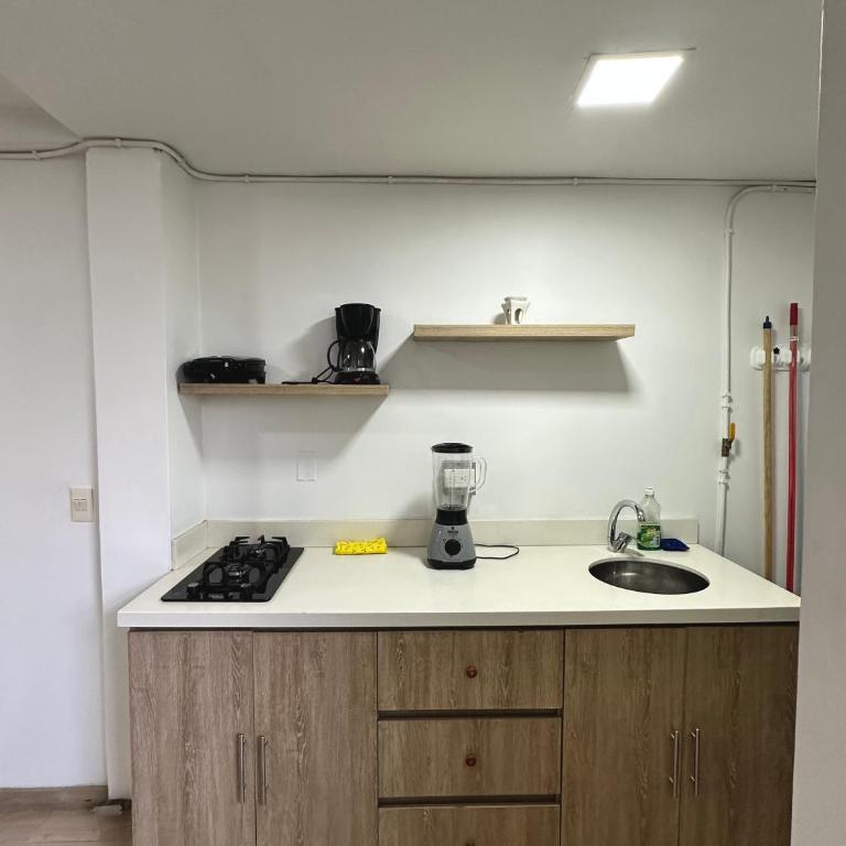 Apartahotel Provenza II - Apartment with View and Balcony - 8