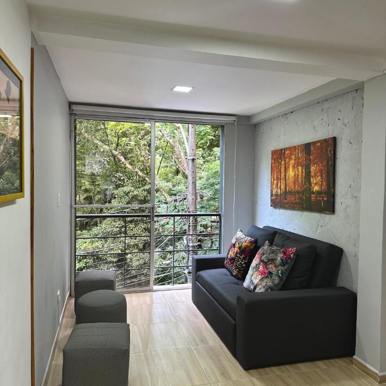 Apartahotel Provenza II - Apartment with View and Balcony - 13