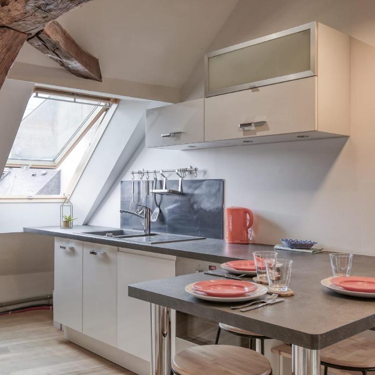 Là-Haut - Wifi - Centre-ville - Apartment - 11