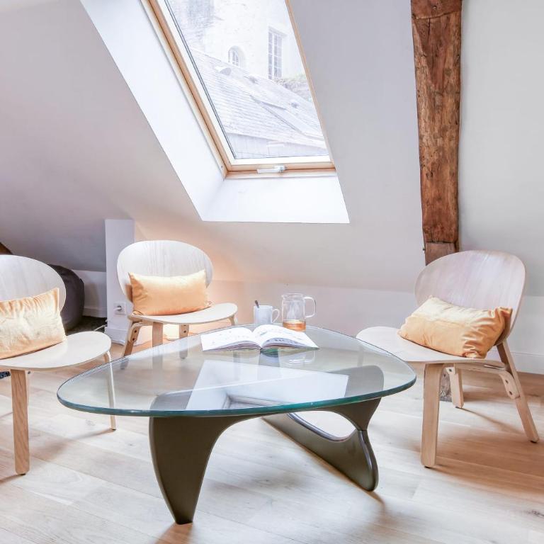 Là-Haut - Wifi - Centre-ville - Apartment - 13