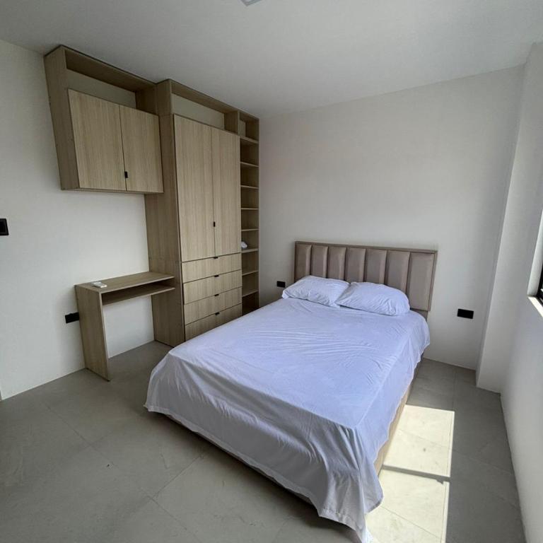 Modern, furnished house with a private pool - Casa de 4 dormitorios - 4