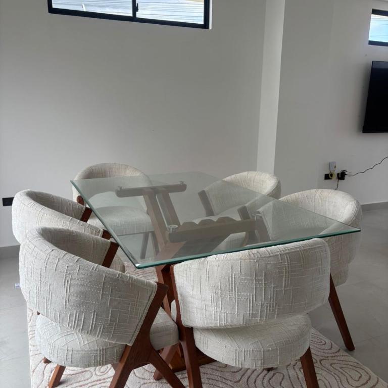 Modern, furnished house with a private pool - Casa de 4 dormitorios - 9