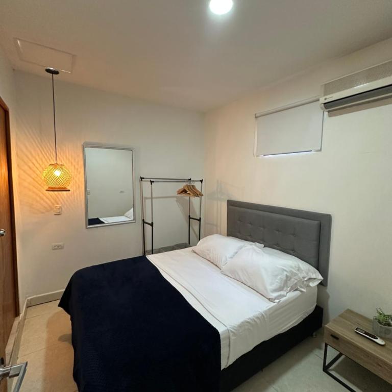 Apartahotel Provenza II - Two-Bedroom Standard Apartment - 6