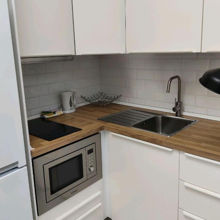 Enjoy Malaga Apartment with Terrace for 4 by turivida - Appartement - 4