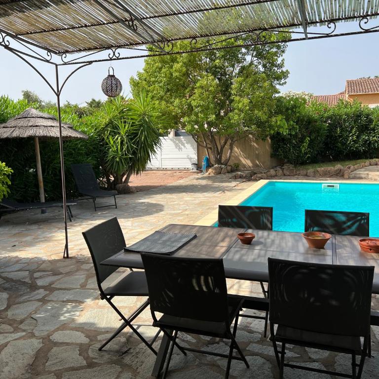Villa Muratello 6 personnes 3 Chambres - Piscine - Climatisation - WiFi - Villa 3 Chambres - 4