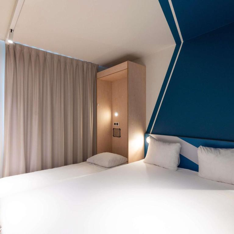 ibis budget Lyon Centre Confluence - Chambre Triple - 1