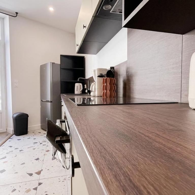 L'ame Biterroise - 2 ch - Clim - Cœur de Béziers - Appartement 2 Chambres - 17