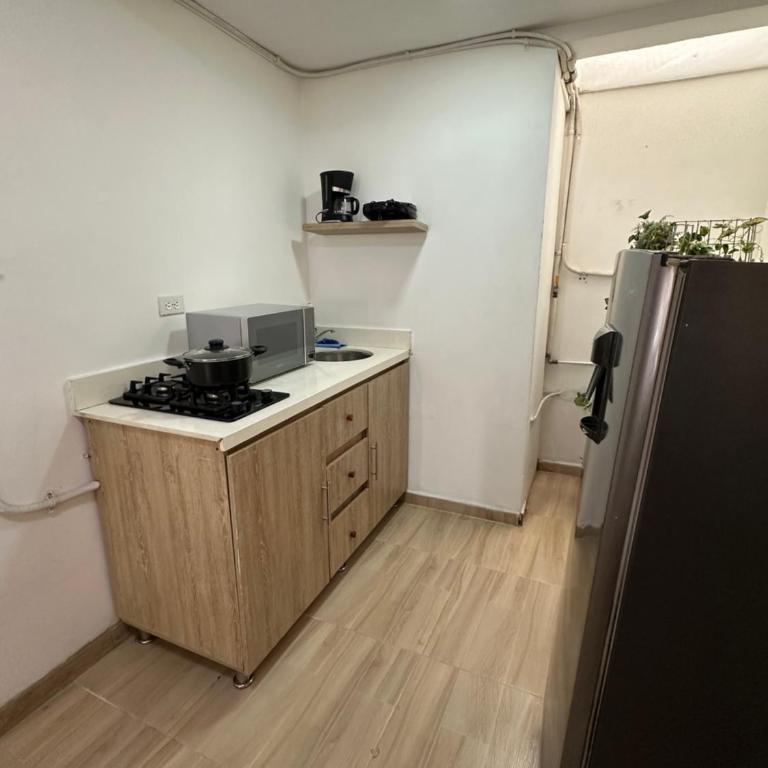 Apartahotel Provenza II - Apartment with View and Balcony - 6