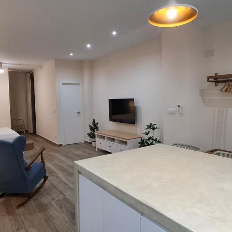 Lemon loft - One-Bedroom Apartment - 27