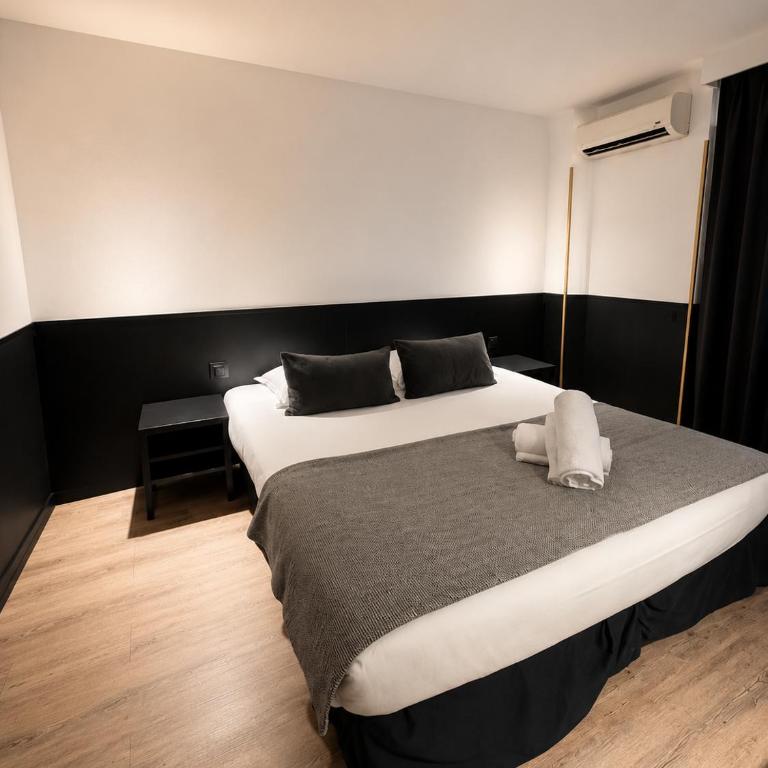 Hôtel Gallia Cannes - Chambre Supérieure avec Balcon et Vue sur la Ville (ascenseur) - 2