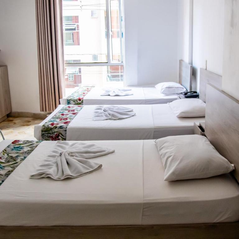 Hotel Macedonia Plaza Itagui - Habitación Triple Estándar - 7