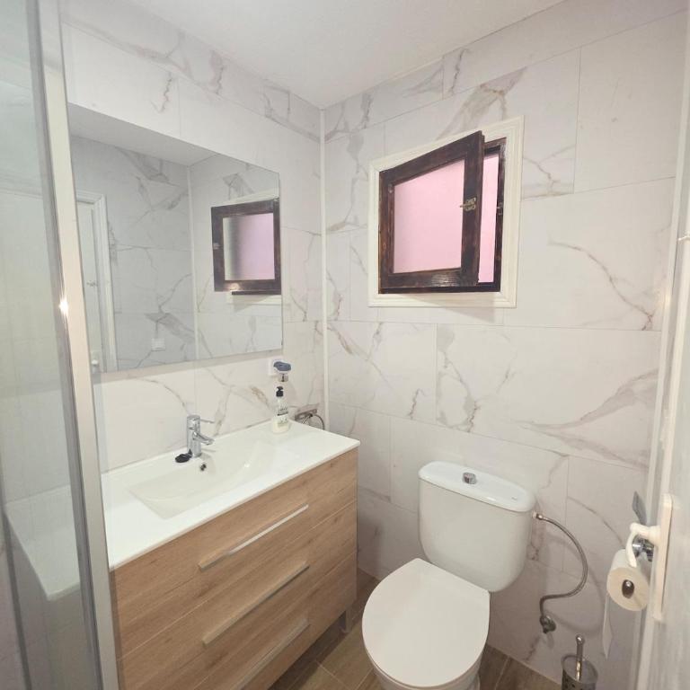 Bungalow in Santa Pola with 4 rooms - Casa con 1 dormitorio - 3