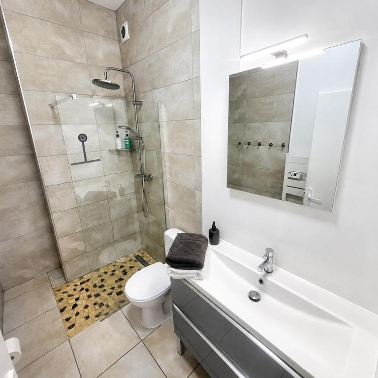 Appartement 5 personnes, rez-de-chaussée - Appartement 1 Chambre - 8