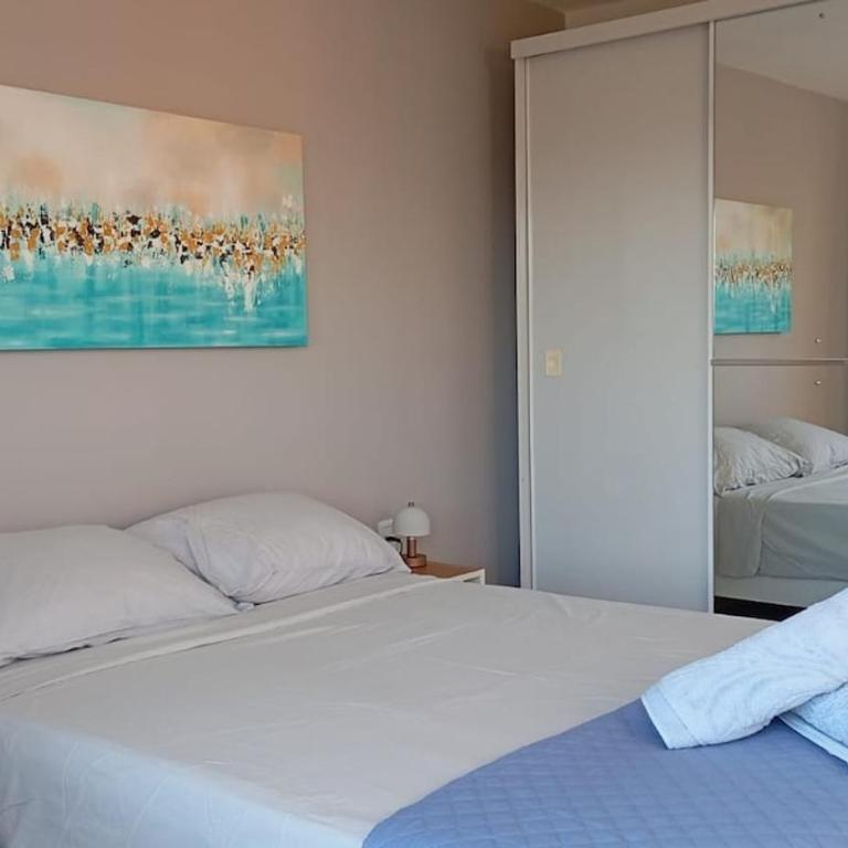 Comfortable and Modern Beach House - Two-Bedroom House - 26