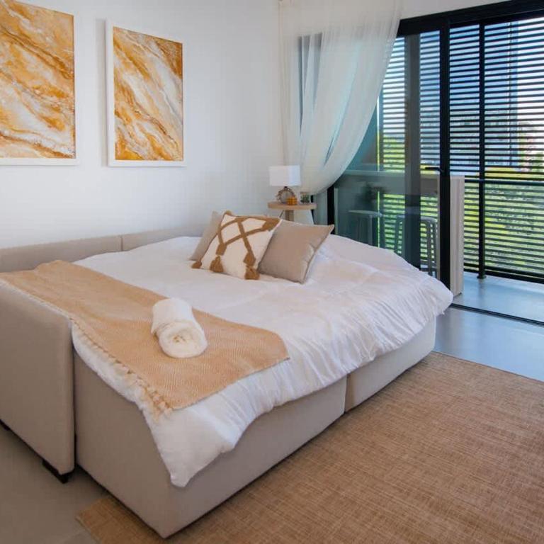Spacious Unit with Gym Pool and Great Location - Apartamento - 9