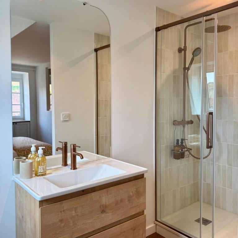 Appartement centre historique - climatisation & garage privé - One-Bedroom Apartment - 35