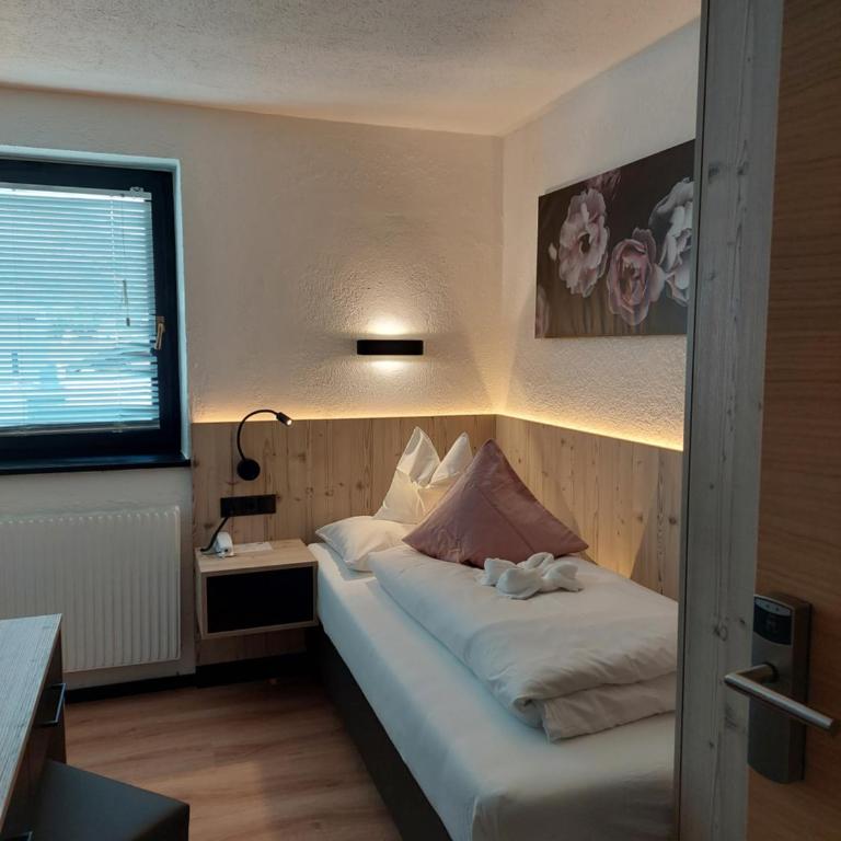 Verwöhnhotel Wildspitze - Einzelzimmer - 1