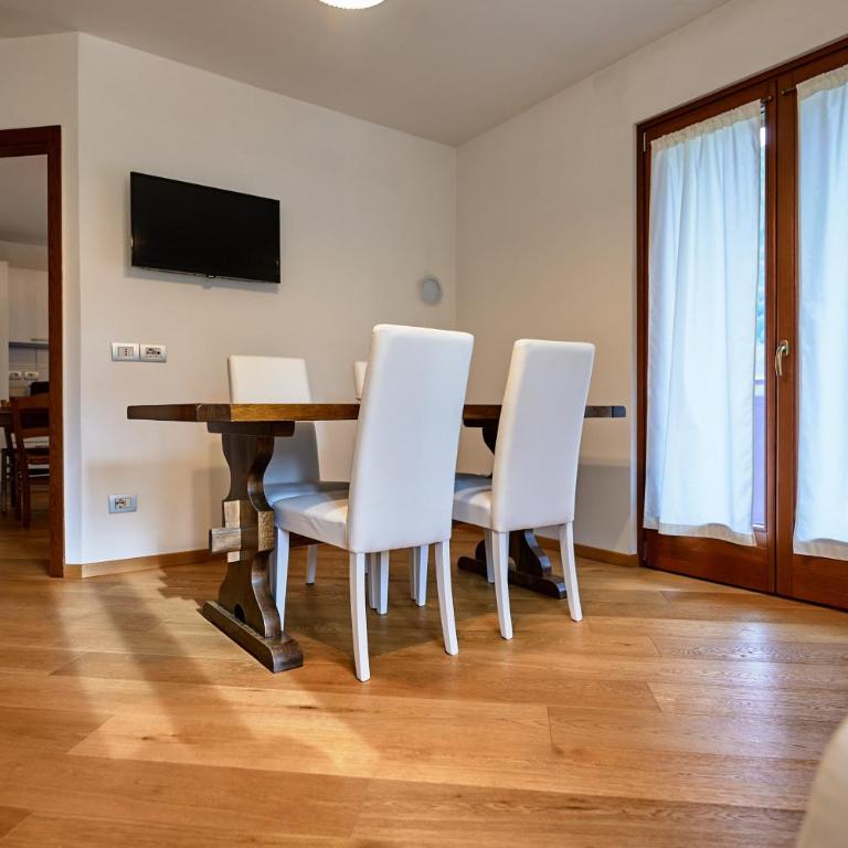 Dolomis Apartments - Appartamento Premium con 3 Camere da Letto e Balcone - 2