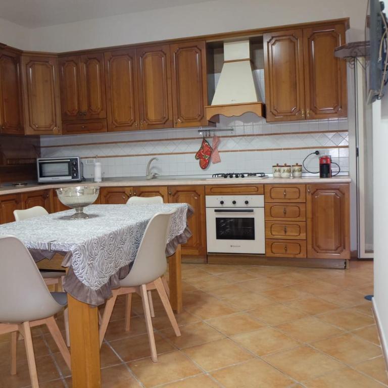 Appartamento Capodimonte - Appartamento con 2 Camere da Letto - 2