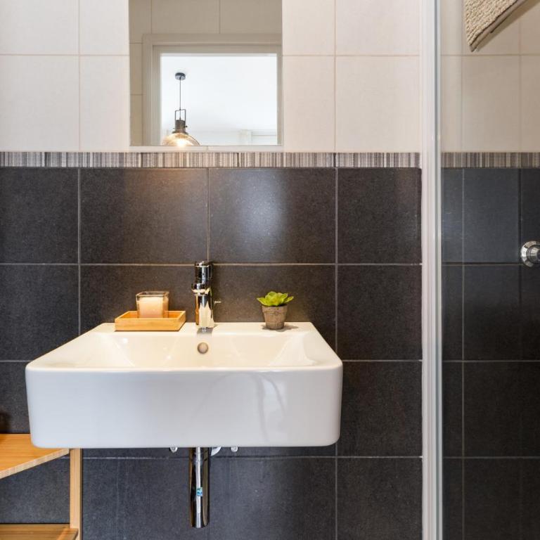 Montcler Moderne et Spacieux trois CH Apart Hypercentre avec vue - Apartment - 20
