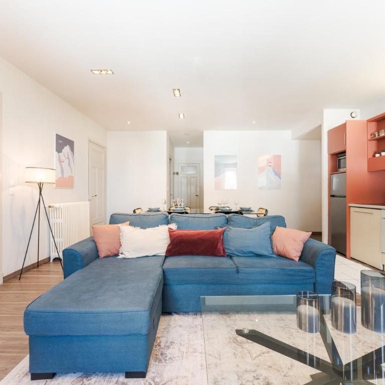 Montcler Moderne et Spacieux trois CH Apart Hypercentre avec vue - Apartment - 12