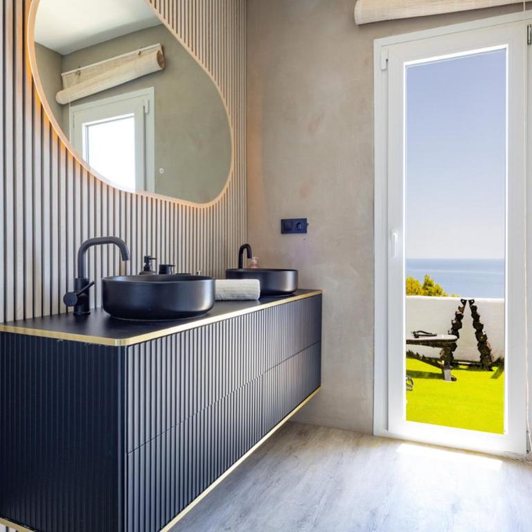 Villa Infinitysea - PlusHolidays - Villa Deluxe - 73