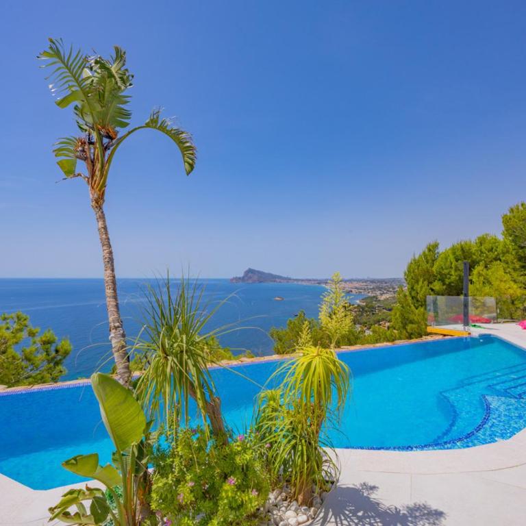Villa Infinitysea - PlusHolidays - Villa Deluxe - 1
