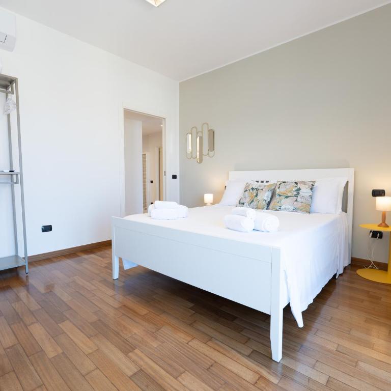 Dadu 93 - Three-Bedroom Apartment with Balcony - 28