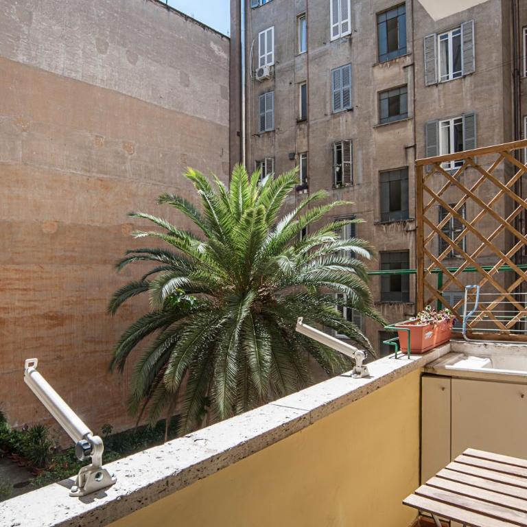 Appartamenti con vista Piazza Testaccio - Appartamento con Balcone - 54