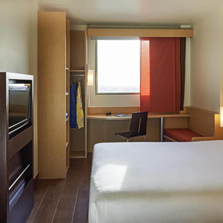 Ibis Cancun Centro - Double Room - 14