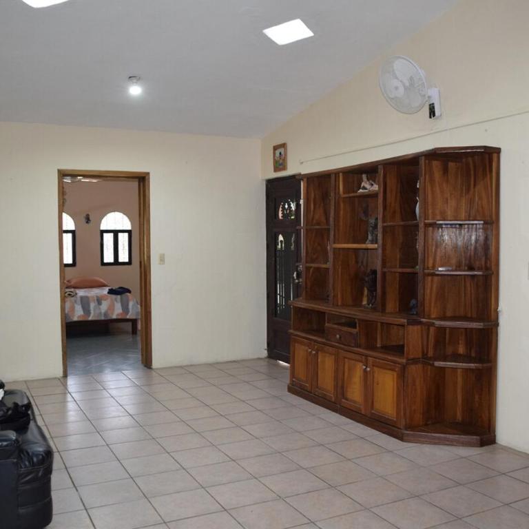 hermosa casa para vacacionar en familia - Casa de 3 dormitorios - 14