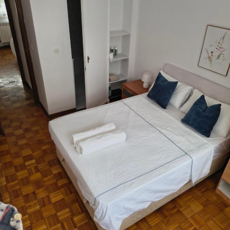 Vigo Centro Living - Four-Bedroom Apartment - 4