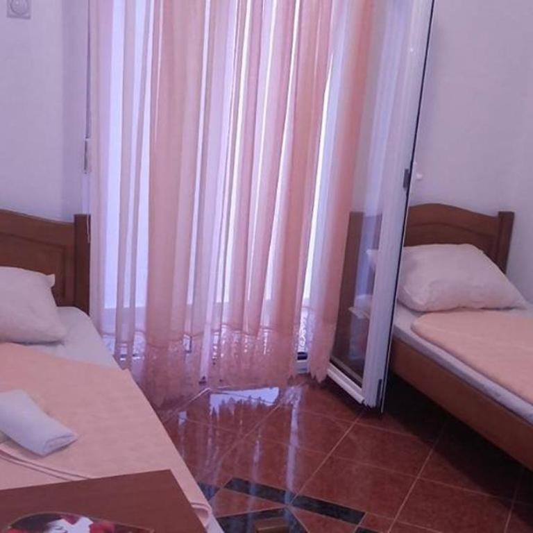 Guesthouse Marko - Dvokrevetna Soba sa Zasebnim Krevetima - 15