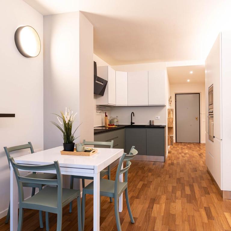 Newly apt, Free Big Garage, Self Check-in & Access - Apartamento de 2 dormitorios con vistas a la montaña - 19