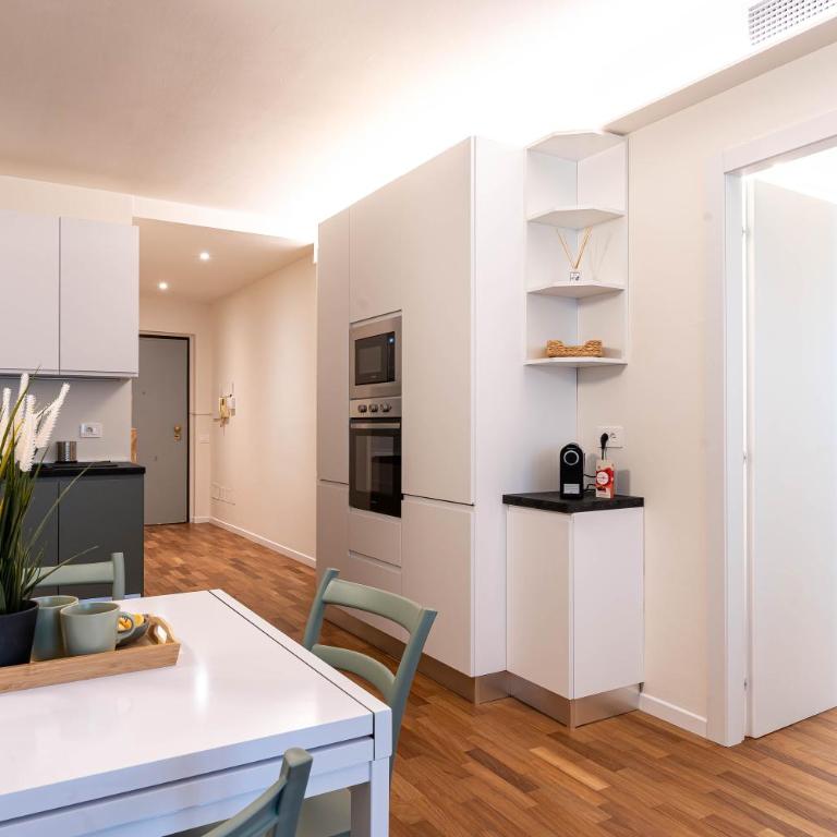 Newly apt, Free Big Garage, Self Check-in & Access - Apartamento de 2 dormitorios con vistas a la montaña - 20