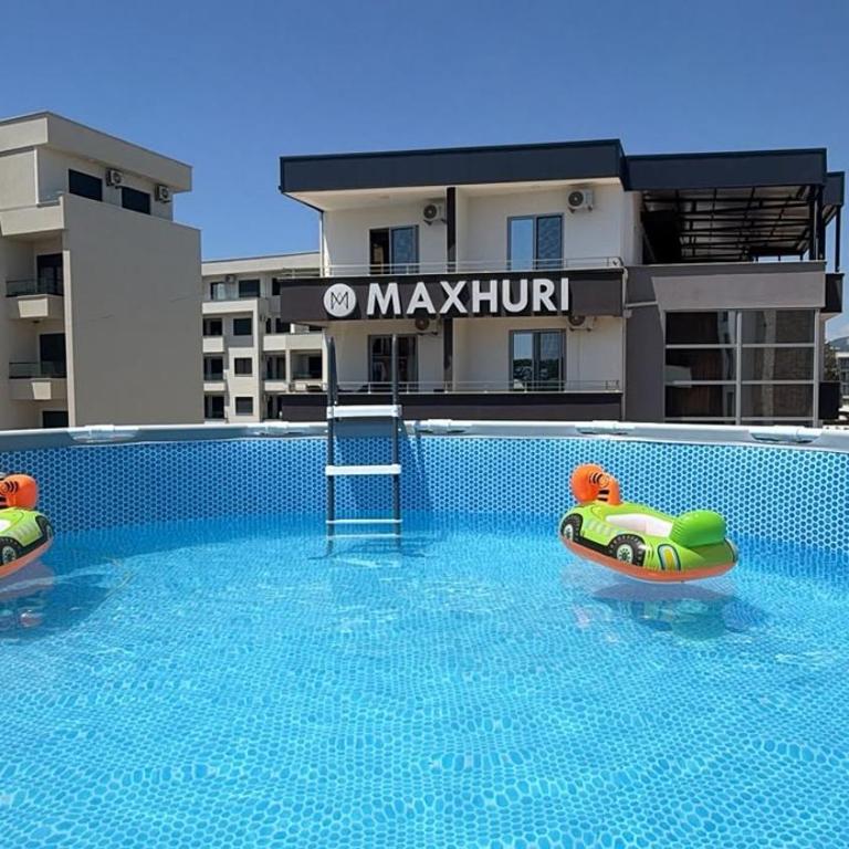 Maxhuri Apartments - Porodična Soba - 32