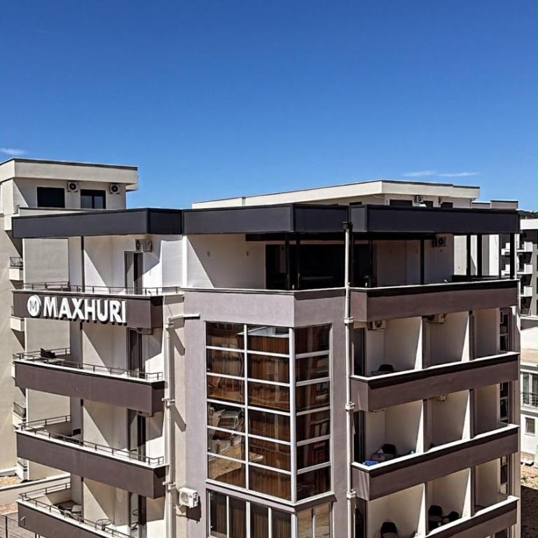 Maxhuri Apartments - Porodična Soba - 28