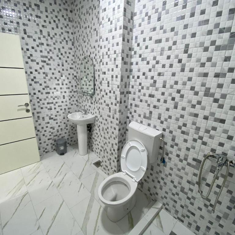 Maxhuri Apartments - Porodična Soba - 33