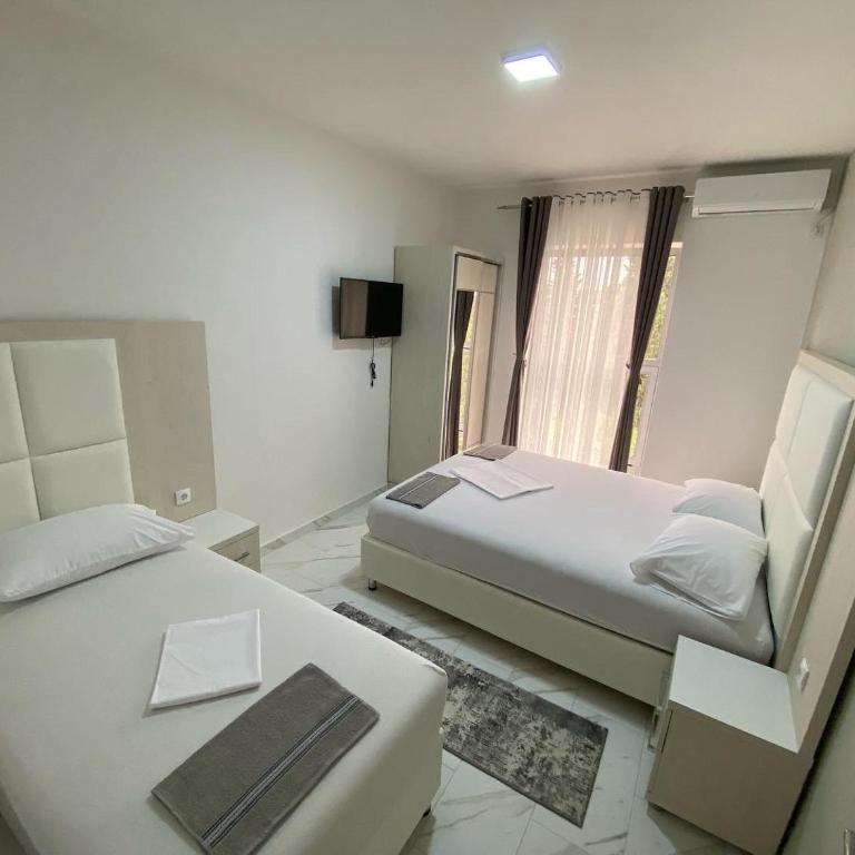 Maxhuri Apartments - Porodična Soba - 17