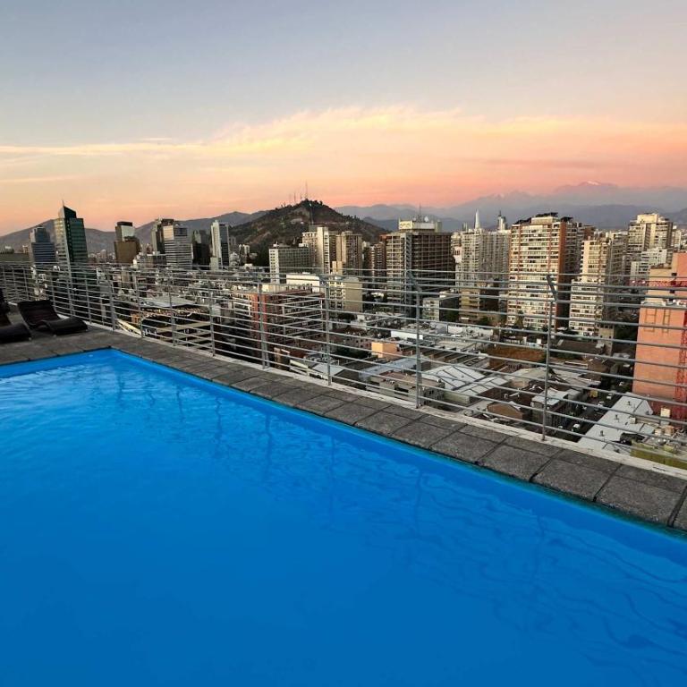 Modern Urban Loft - City Views - Loft - 9