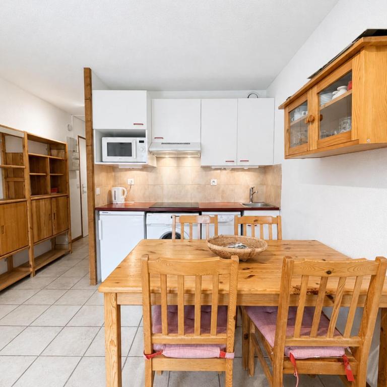 2 pièces pour 4 pers. face télécabine St Martin de Belleville, animaux admis - FR-1-452-114 - Appartement 1 Chambre - 8