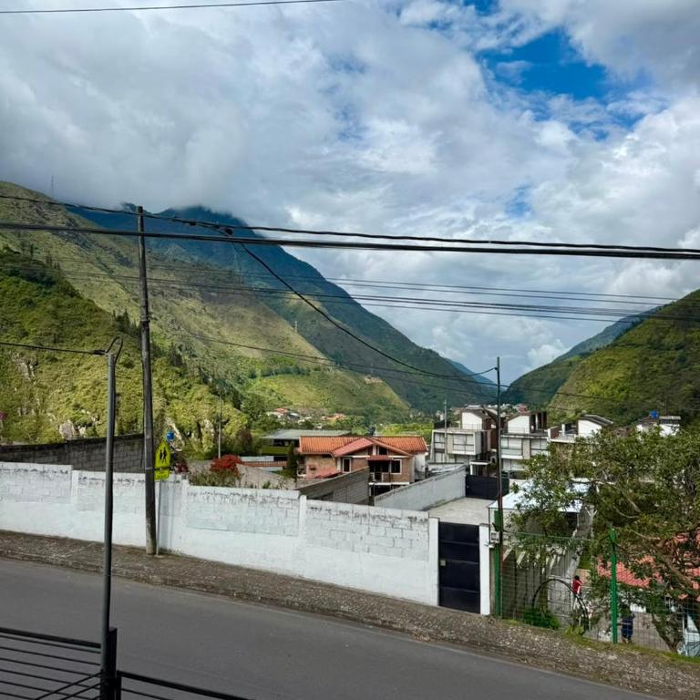 Casa Independiente Con Vista a la Montaña - Casa de 3 dormitorios - 6
