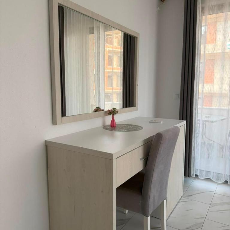 Maxhuri Apartments - Porodična Soba - 30
