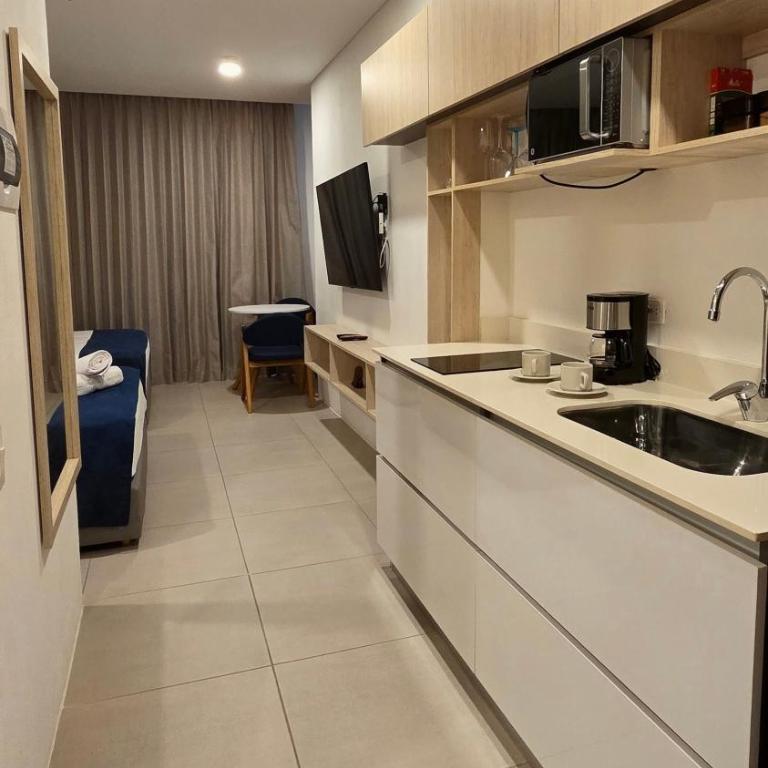 Suite 406 Porto Horizonte - One-Bedroom Apartment - 9