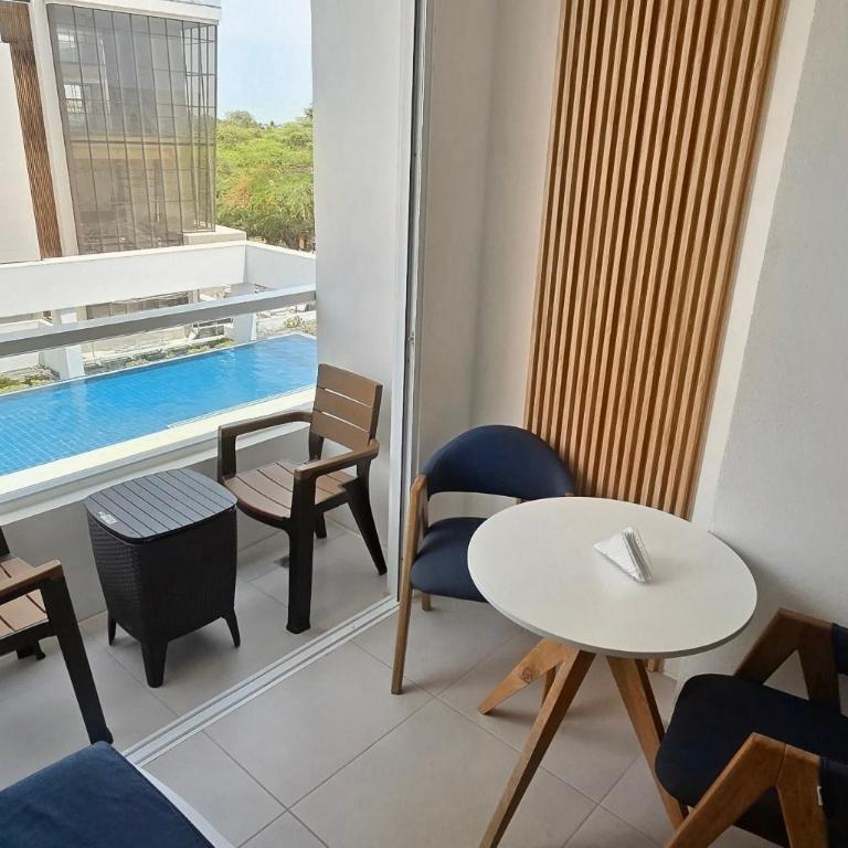 Suite 406 Porto Horizonte - One-Bedroom Apartment - 13