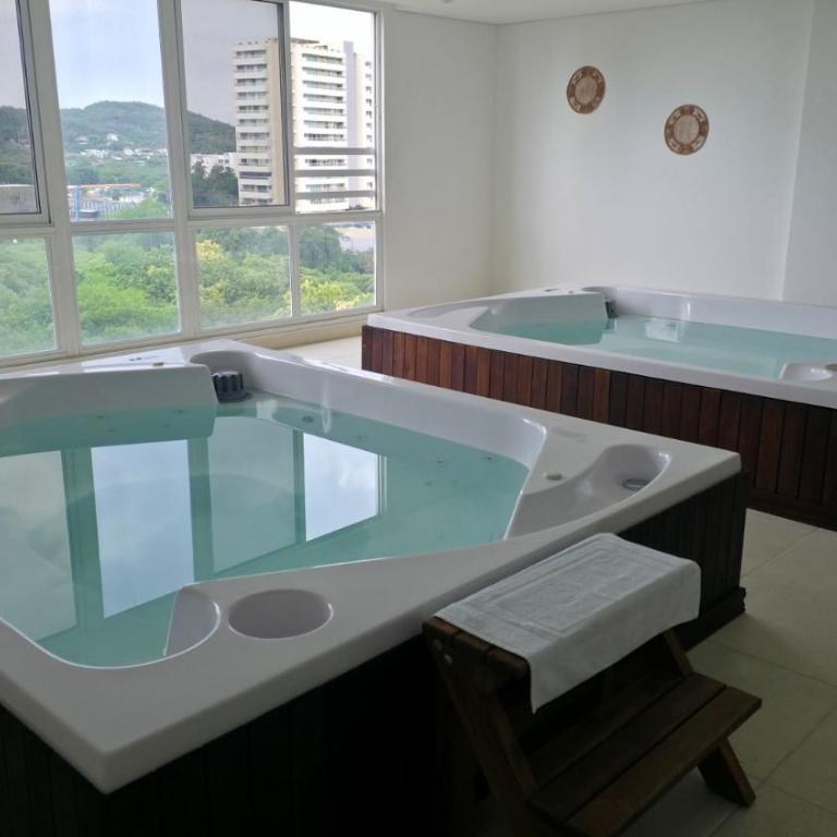 Suite 406 Porto Horizonte - One-Bedroom Apartment - 38