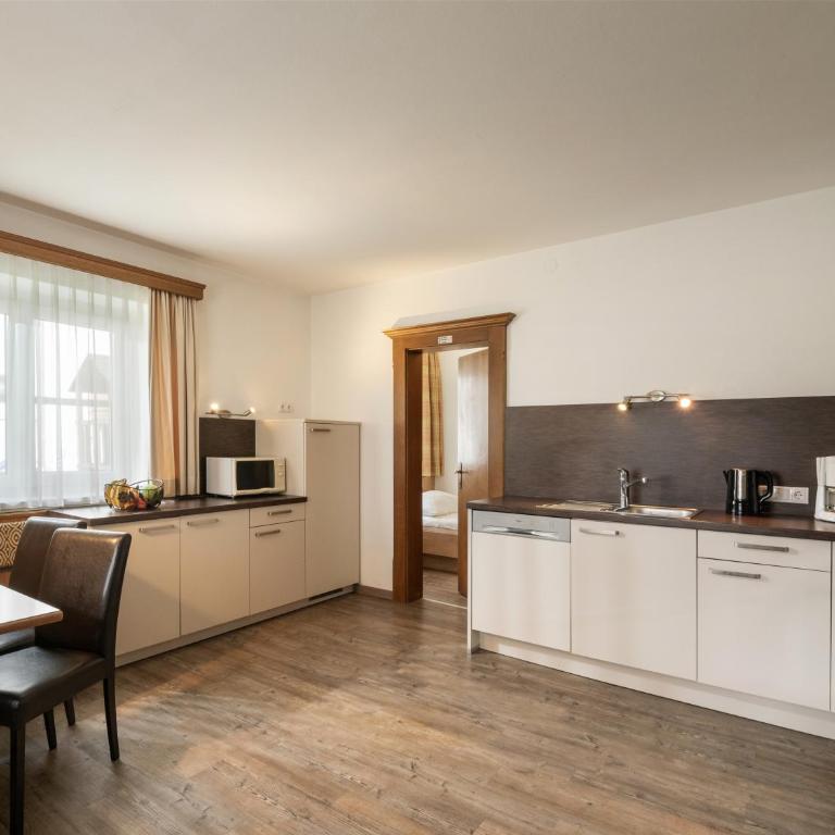 Appartements Pungg - Standard Apartment mit 3 Schlafzimmern - 2