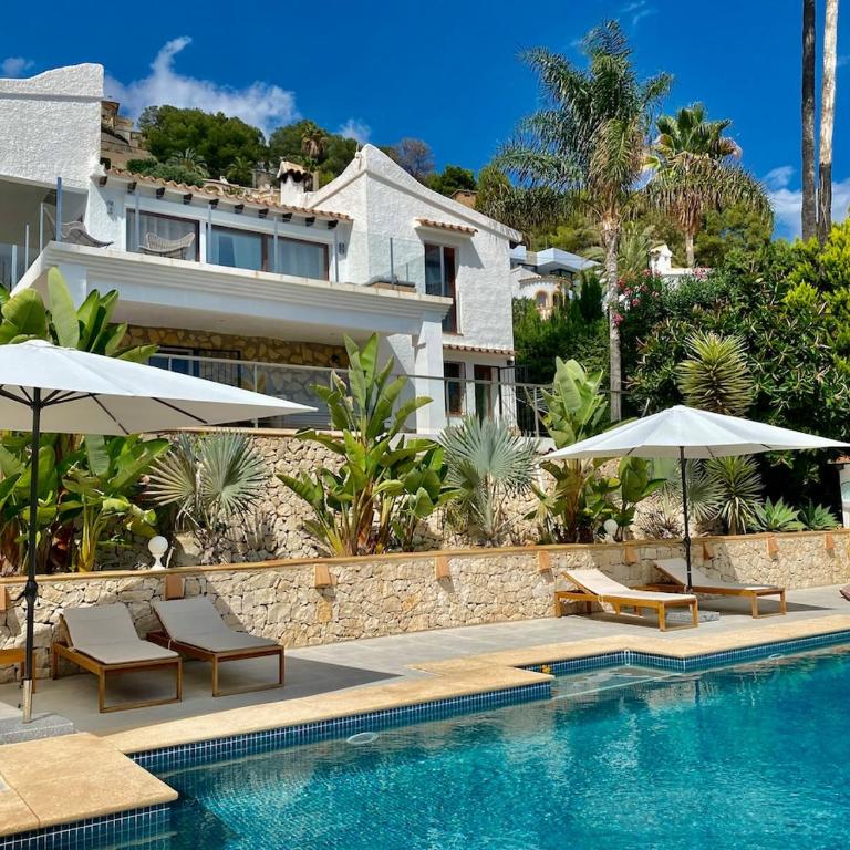 Beautiful villa with splendid view and private pool - Villa con piscina privada - 46